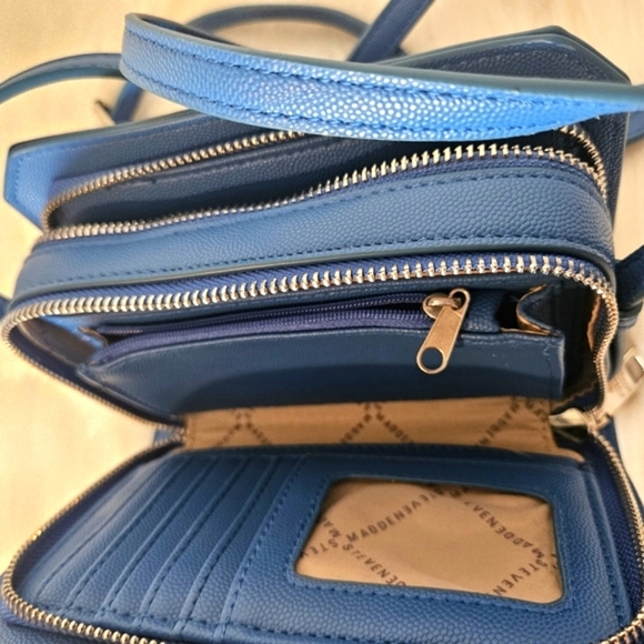 Steve Madden *Rare* Y2K Vintage Cirulean Blue Crossbody Bag - Picture 7 of 10